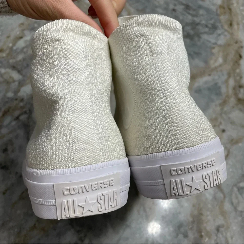 Converse Chuck Taylor All Star II FLYKNIT HI